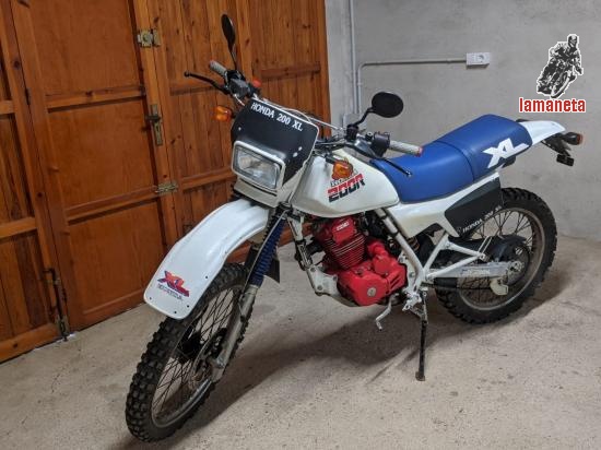 Honda XL200R  -  200 cc