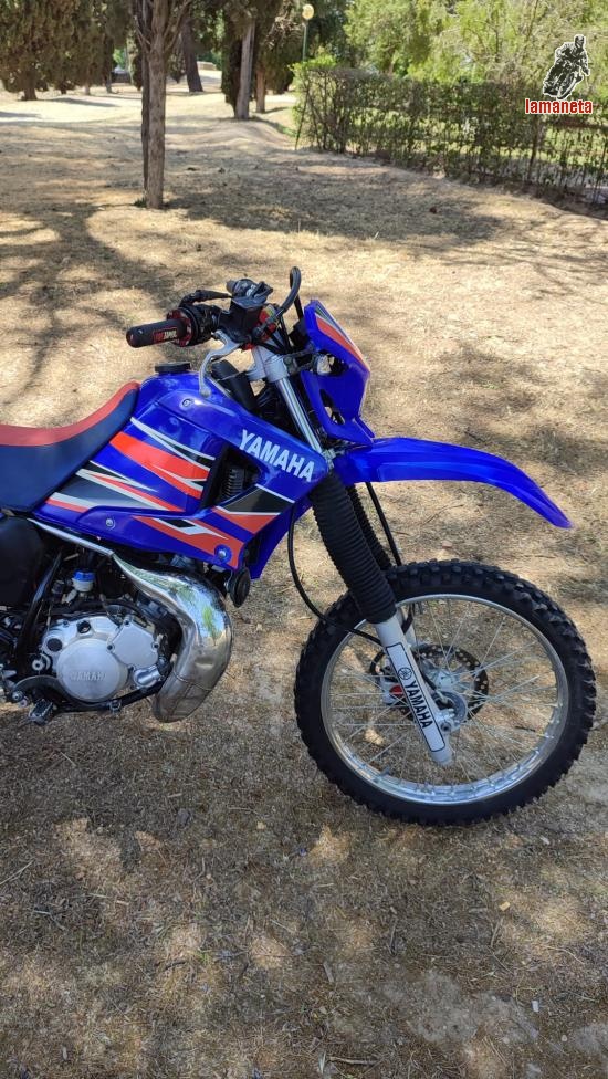Yamaha DT 125 re 2 tiempos  -  125 cc