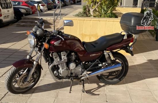 Honda Seven Fifty  -  7500 cc