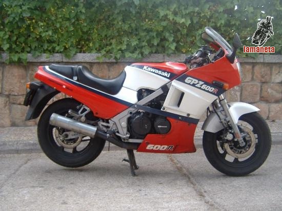 kawasaki GPZ 600R  -  600 cc