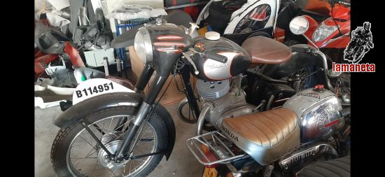 Derbi 250 cabeza hormiga Platillo volante  -  250 cc