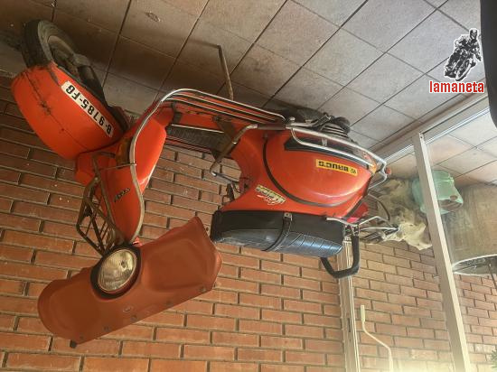 Vespa PX 200 E de 198 cc