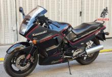 Kawasaki   GPX 7 