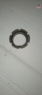 rosca de escape original para ducati strada 250, road 250, forza 350, vento 350. en buen estado