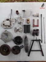 Piezas de moto guzzi 65 las de las fotos contacto solo por t