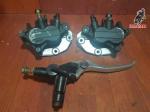 juego de pinzas de freno y maneta con bomba de  la kawasaki modelo z750 del 2007 al 2009, en buen estado				<br>				<br>				<br>