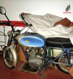 Vendo moto Ducati original funciona perfectamente guardada siempre en garaje 