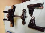 Vendo tija completa y soportes de faro de Triumph T120 , TR6, Tiger. . . etc finales de los 60 principios de los 70. la tija esta 