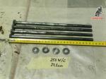4 esparragos de culata para Ducati 250 carter ancho, en buen estado, roscas probadas, incluye las arandelas. <br>Longitud total 27