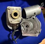 lote dos magnetos, el que aparece a la izquierda en la fotog