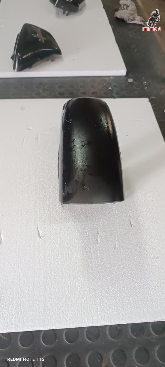 Gualdabarros delantero negro de...