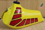 Deposito joroba marca Puig para Puch Cobra. <br>Pintura y adhesivos originales. <br>Con anclaje y tapon. No incluye grifo. <br>Mat