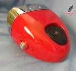 Faro Rinder para ciclomotor. <br>Carcasa de chapa. <br>Agujero triangular para velocimetro Huret o Veglia. Incluye tapa. <br>Mater