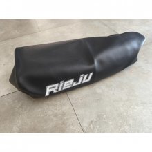 rieju RV supermarathon 50 funda de asiento negra  funda de asiento negra con impresion en blanco para moto clasica rieju RV superm