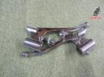 Vendo manetas para moto clasica con el cromado perfecto. . Incluyo tensores . Desconozco para que moto son . Diametro manillar sob