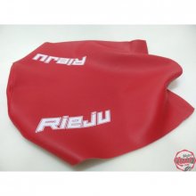 Funda Asiento Rieju RV  Super Marathon 50 ROJA  Funda de asiento para Rieju RV50 y Super Marathon 50 en color rojo, realizada con 