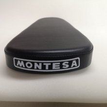 Asiento Montesa Cota 247 1 serie CON LOGO Tapon lateral  Asiento para Montesa Cota 247 con deposito de primera serie. CON la leyen