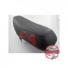 Funda Asiento Derbi Diablo Super C4  SERIGRAFIADO  Funda de asiento para DERBI Diablo Super C4, negra con serigrafia en rojo, list