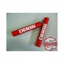 Protector Manillar Derbi ROJO  Protector de manillar de DERBI en color ROJO, de calidad superior, velcro y cosido de gran resist