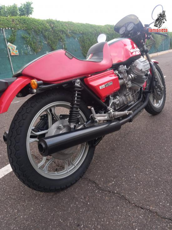 moto guzzi 850 le mans II