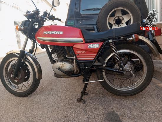 ducati strada