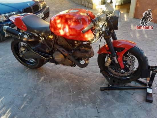 DUCATI MONSTER