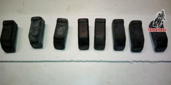 Estribos goma para BMW R80 RT nuevos y originales. 15€el j