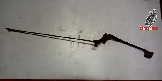 Pedal freno trasero con varilla para BMW R80RT. 