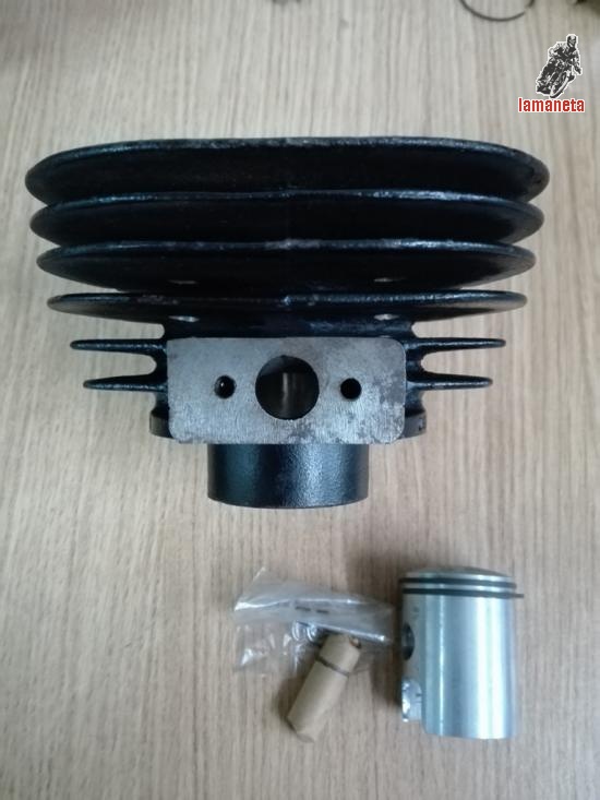 Cilindro original de Derbi Coyote. Pistón Mahle 38mm. Mater
