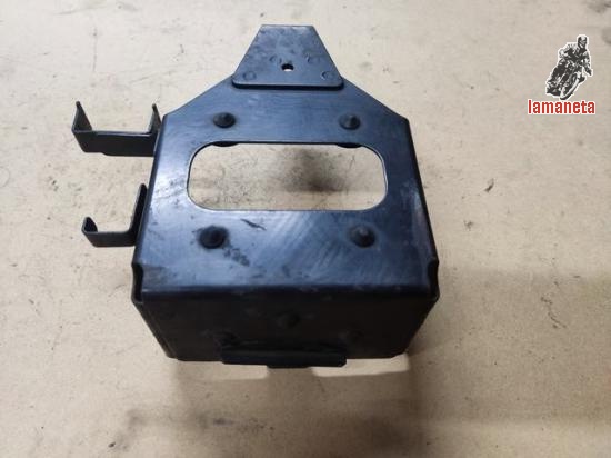 Kawasaki KZ400 Soporte bateria. Contesto whatsapp. 