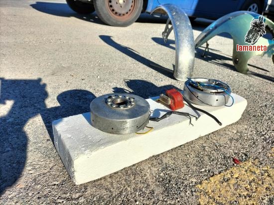 Vendo dos platos magnéticos para Bultaco MK2 en buen estado