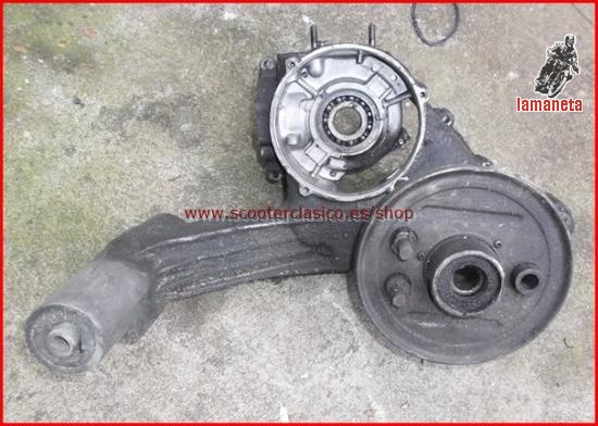 Semicarter del motor de Vespa 200 DN, con el prefijo de moto