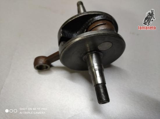 Soportes faro de aluminios de Derbi antigua, Son originales,