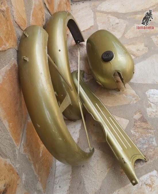 Venta de depósito, guardabarros,  guardacadenas  montessa b