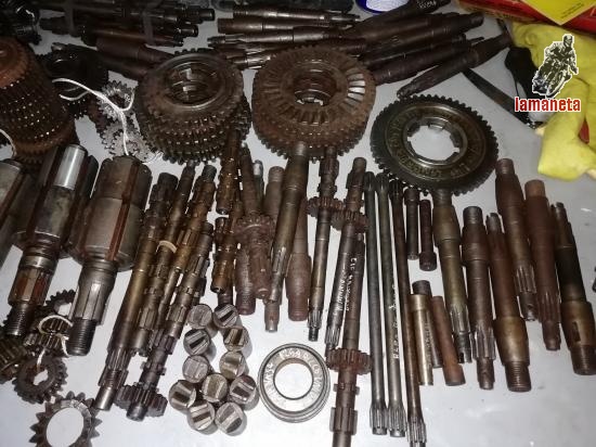 dispongo de mecanica nueba vespa. lambretta. guzzi. iso. bul