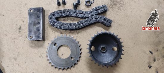 Guzzi V50 II Cadena y piñones distribucion. Contesto whatas