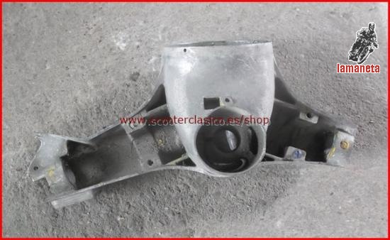 Cuerpo de manillar de Vespa, sirve para Vespa 125 del 60 y p
