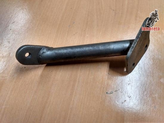 Soporte escape silencioso Ossa 150. Contesto whatsapp. 