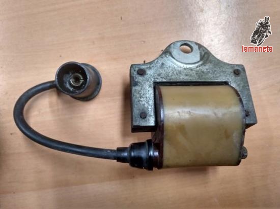 Bobina exterior 6v tipo aceite. Contesto whatsapp