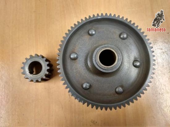 Corona embrague y piñon MV 150. Contesto whatsapp. 