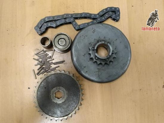 Campana embrague Rieju Jaca. Contesto whatsapp. 