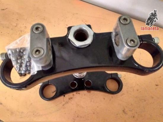 Pletinas direccion Sanglas 400 . Contesto whatsapp. 