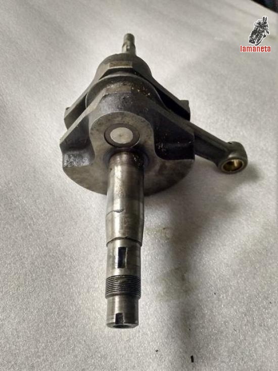 Cigüeñal Ducati 125 . Contesto whatsapp. 