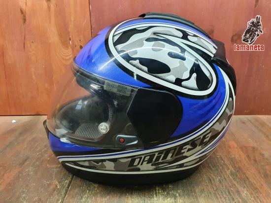 casco de la marca dainese integral talla s, en buen estado		