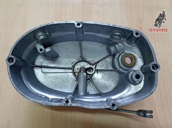 Montesa tapa motor lado embrague, buen estado  sin rotos