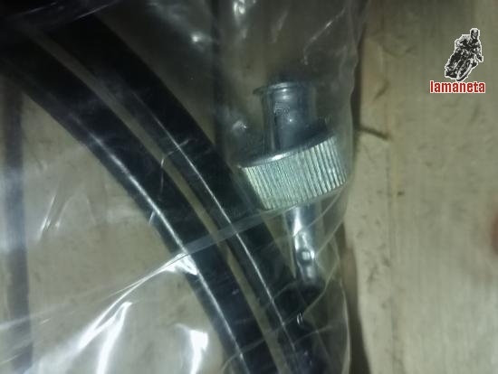 Dispongo  de cables y fundas nuevas cuentakilometros sanglas