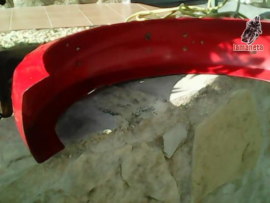 guardabarros original y nuevo sin estrenar para ducati 860 .
