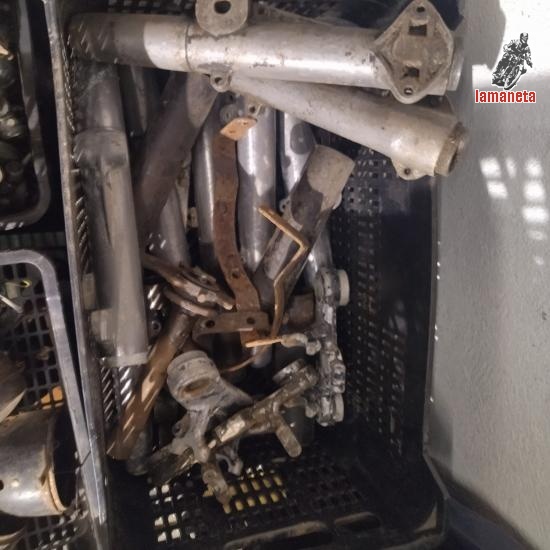 Botellas suspensión, tijas y varias piezas. . , . Montesa B