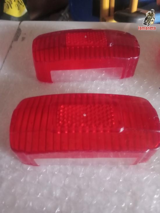 Piloto trasero nuevo de la Sanglas 400T sin extrenar procede