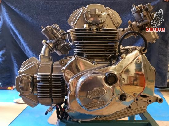 Motor Ducati Pantah 500, como se ve en la foto.
